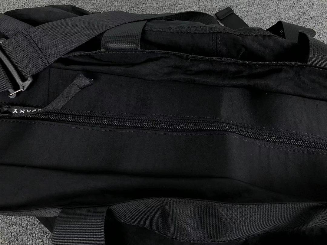 C.P. Company 128 CP BAG 1104280666 (Long 69CM* Wide 27CM*35CM) - Image 18