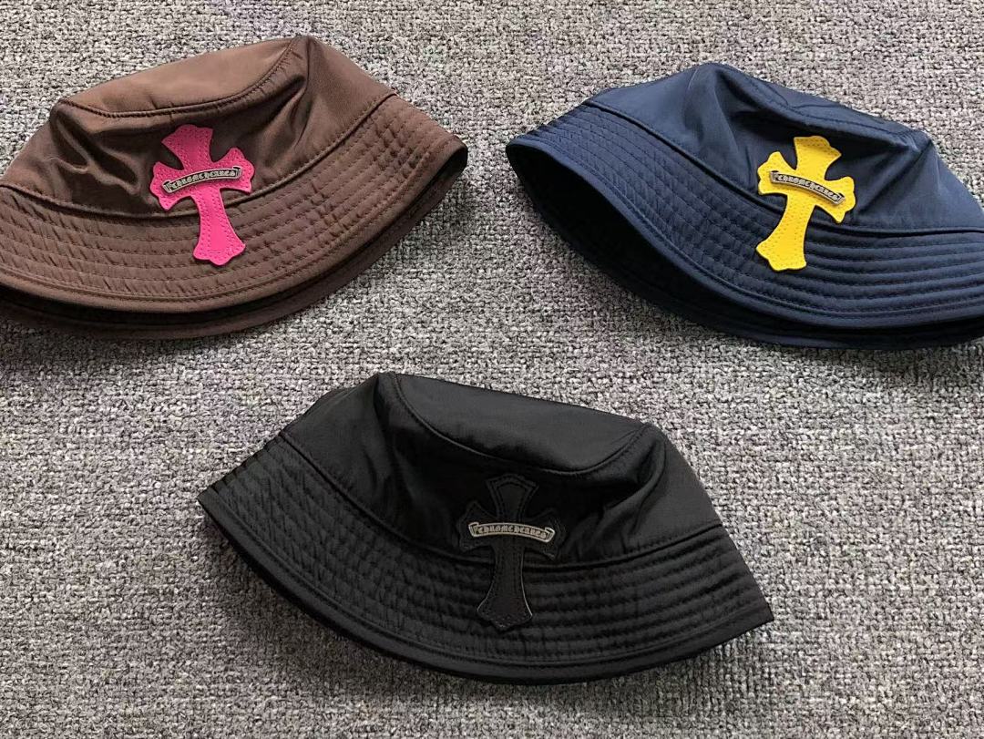 Comme des Garcons 75 C⭐⭐OME HE⭐⭐TS - Image 3