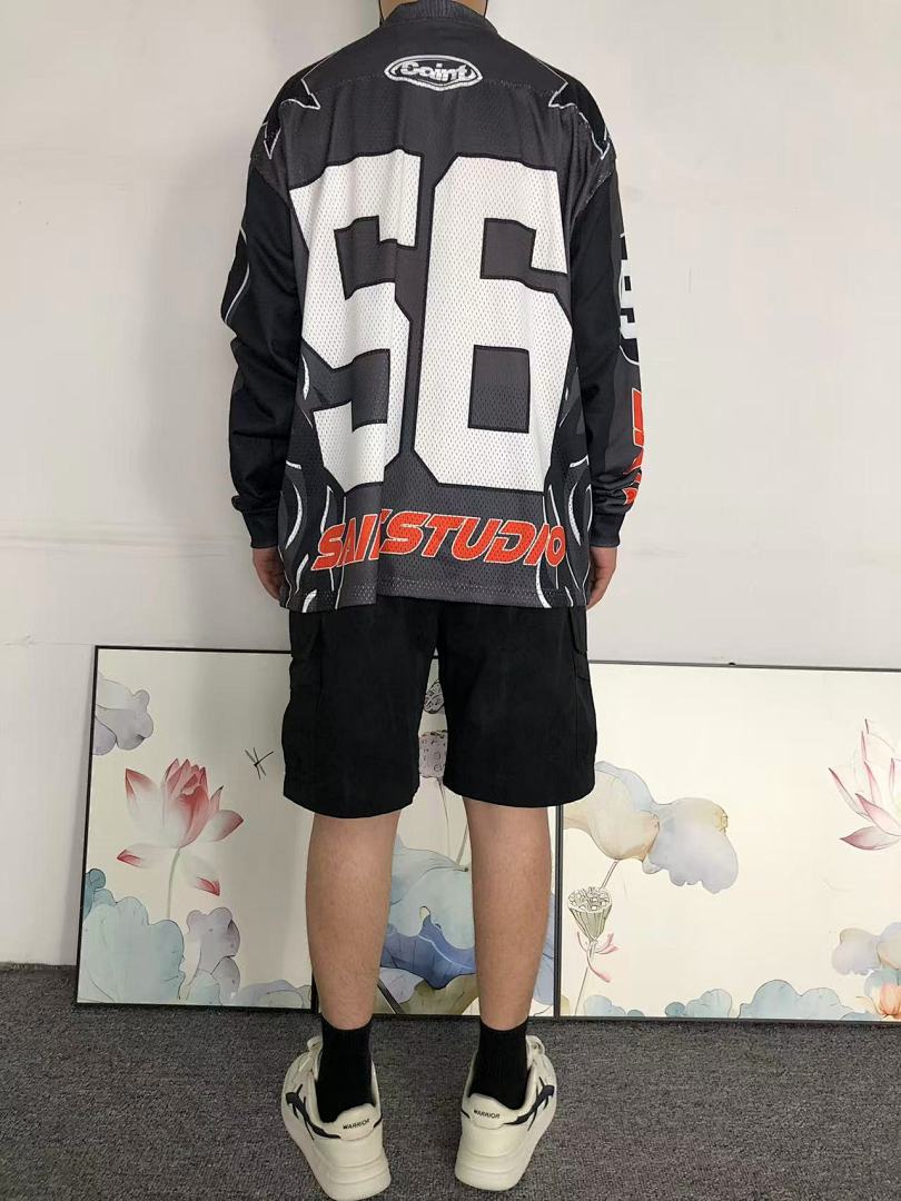 Chanel 98 SAINT MICHAEL LONG SLEEVED 59041071 (Im 170Cm 60Kg I Wear Size M In The Phot) - Image 4
