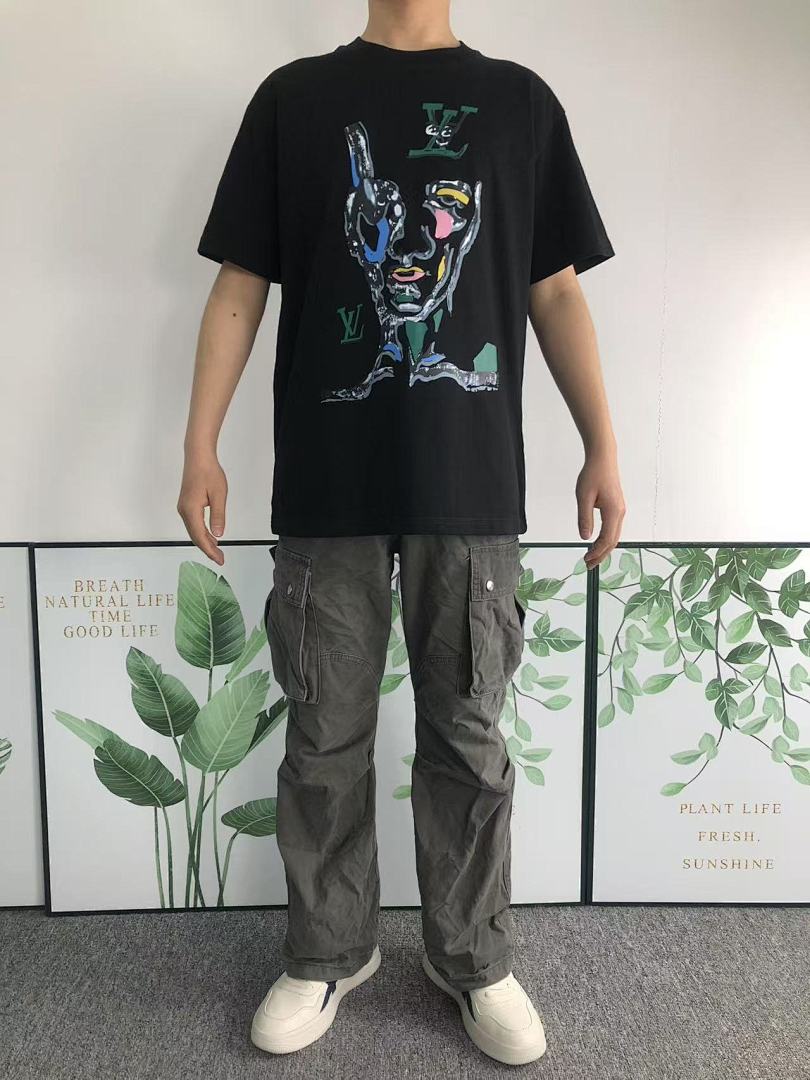Louis Vuitton 128 L⭐ T-SHIRT 1101170521 (Im 170Cm 57Kg I Wear Size M In The Phot) - Image 3