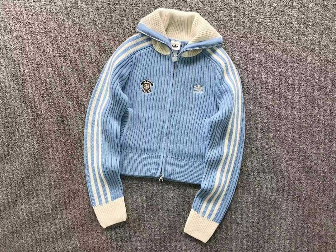 Adidas 195 A⭐I⭐AS SWEATER FEMAIE - Image 5