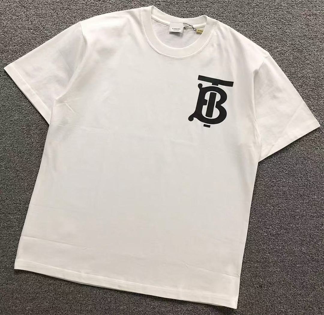 Burberry 108 B⭐R⭐E⭐RY T-SHIRT 523170370 (Im 170Cm 60Kg I Wear Size M In The Phot), photo 1