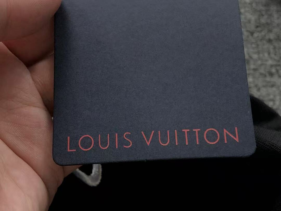 Louis Vuitton 118 L⭐ T-SHIRT 3112031921 (Im 170Cm 60Kg I Wear Size M In The Phot) - Image 24