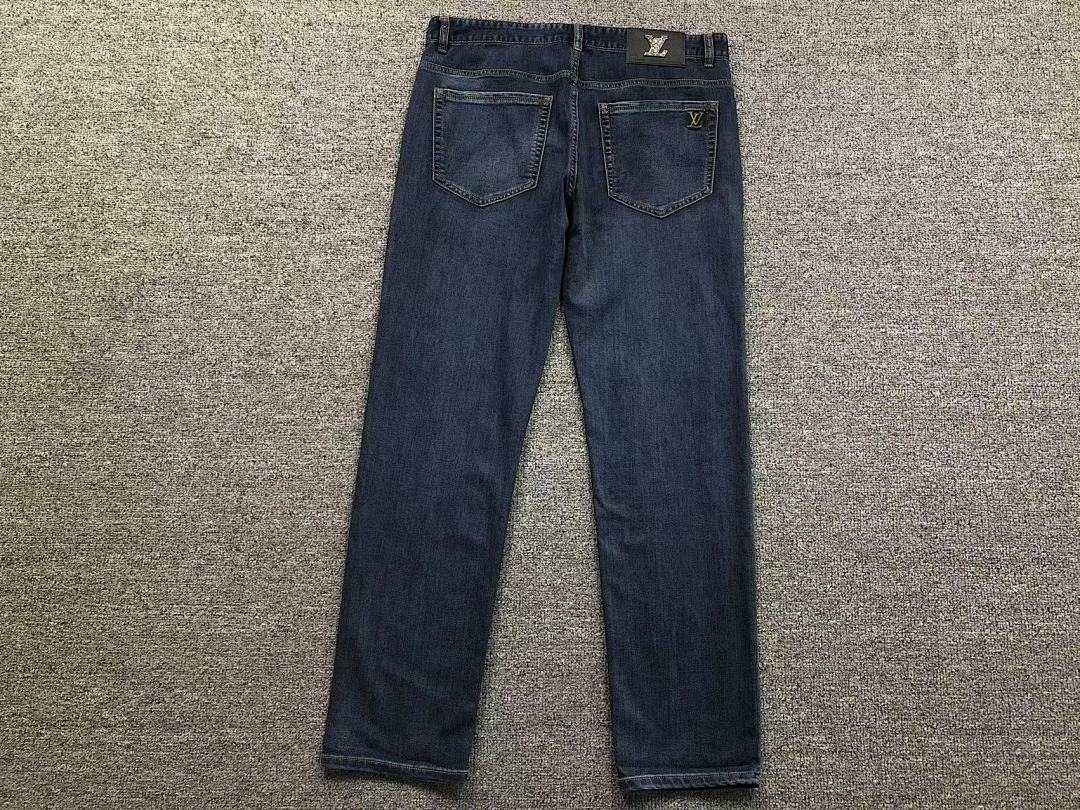Unbranded 215 L⭐ - Image 3