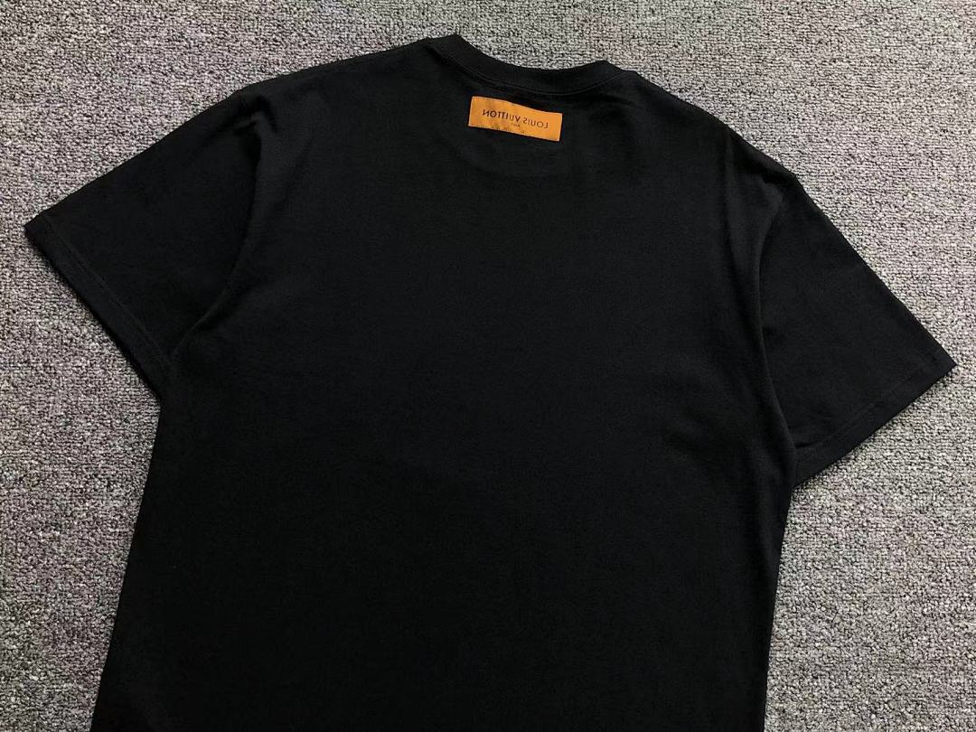 Louis Vuitton 108 L⭐ T-SHIRT 503051970 (Im 170Cm 55Kg I Wear Size M In The Phot) - Image 12