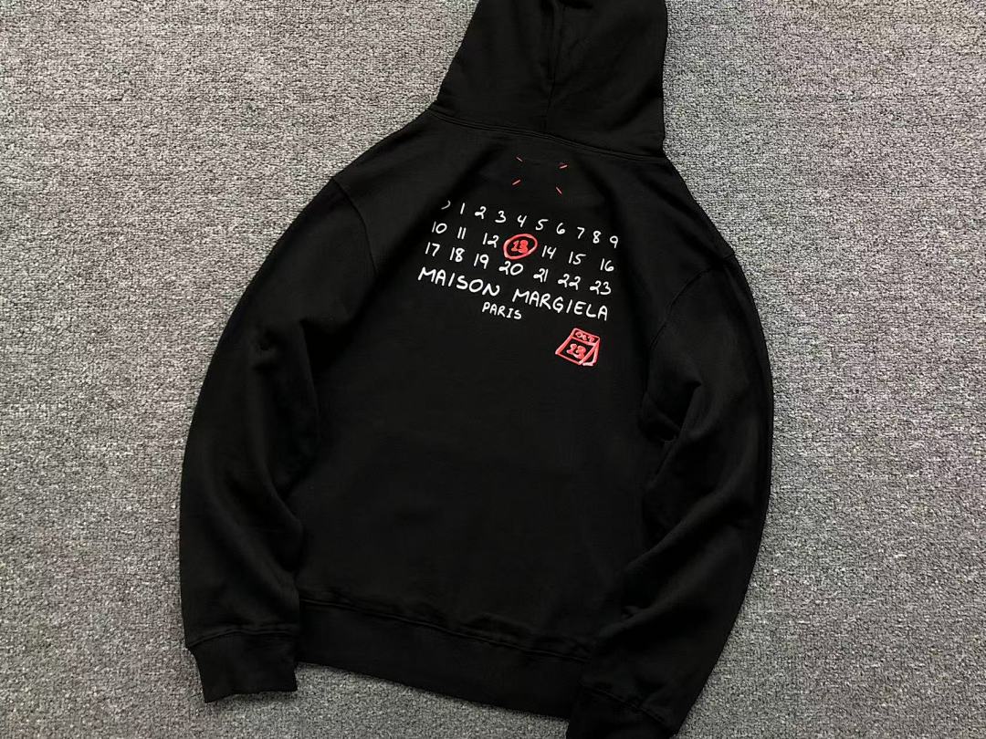 On Running 128 MAISON MARGIELA HOODIE 4107072486 (Im 170Cm 60Kg I Wear Size 48 In The Phot) - Image 12