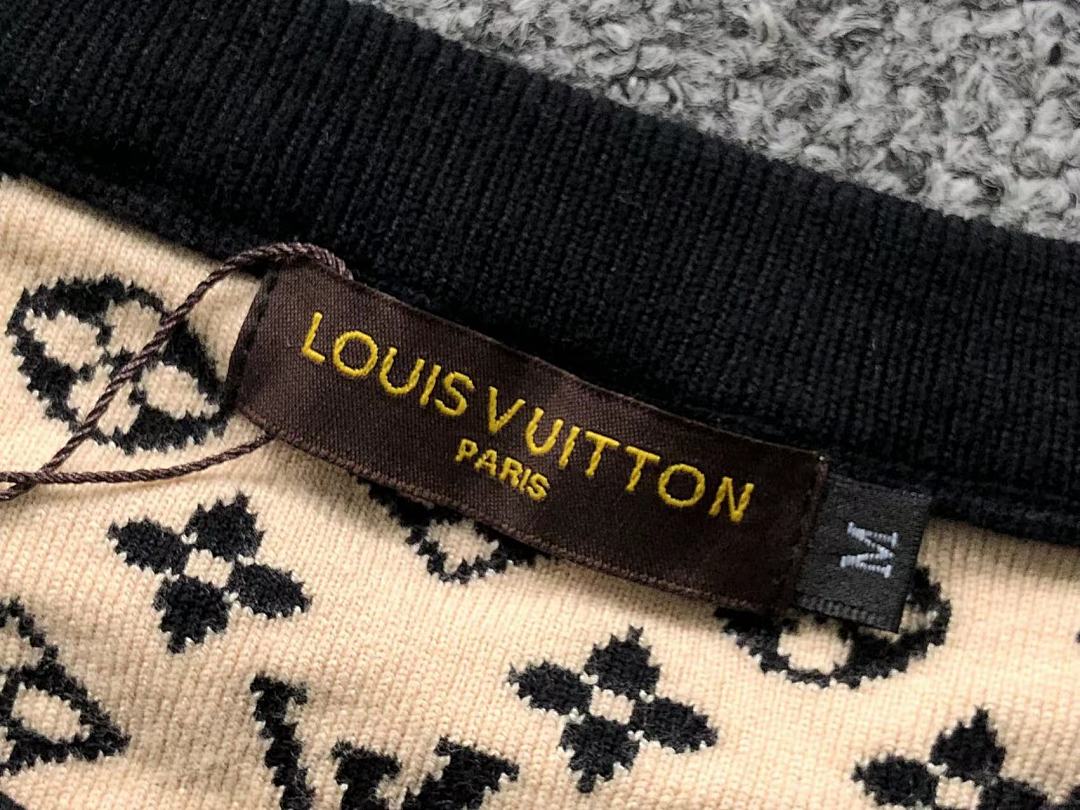 Louis Vuitton 138 L⭐ - Image 10