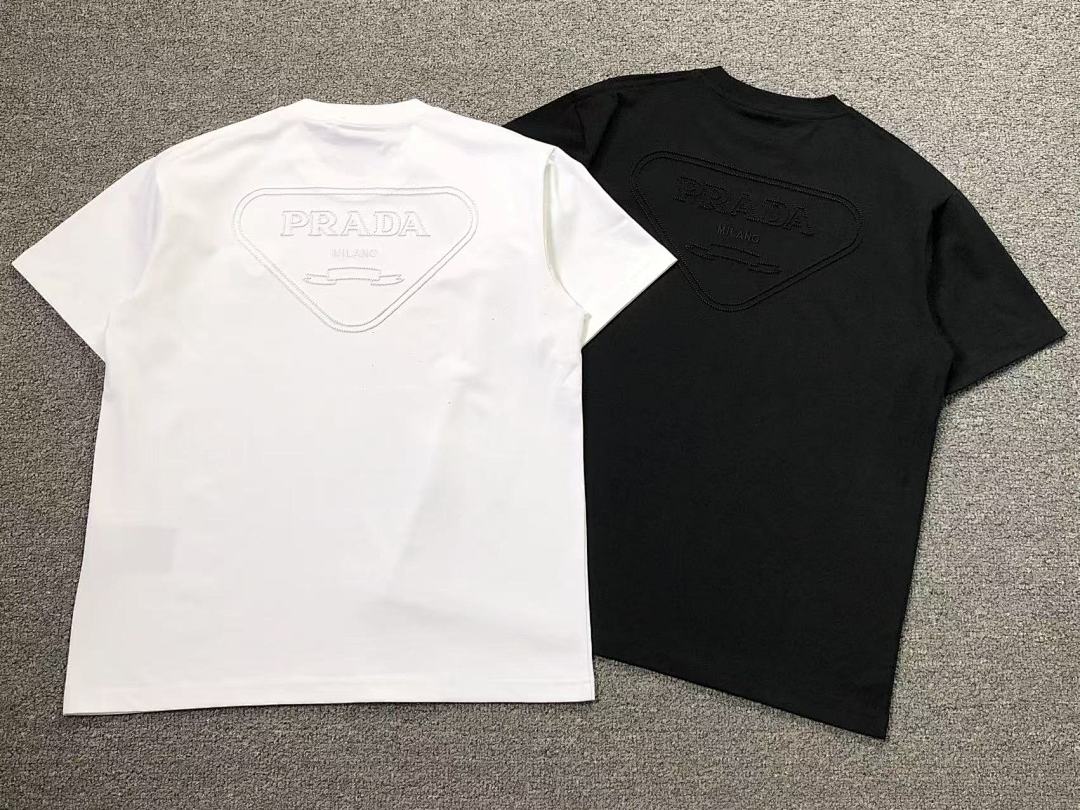 Prada 118 P⭐A⭐A T-SHIRT 11122008137 (Im 170Cm 55Kg I Wear Size M In The Phot) - Image 5
