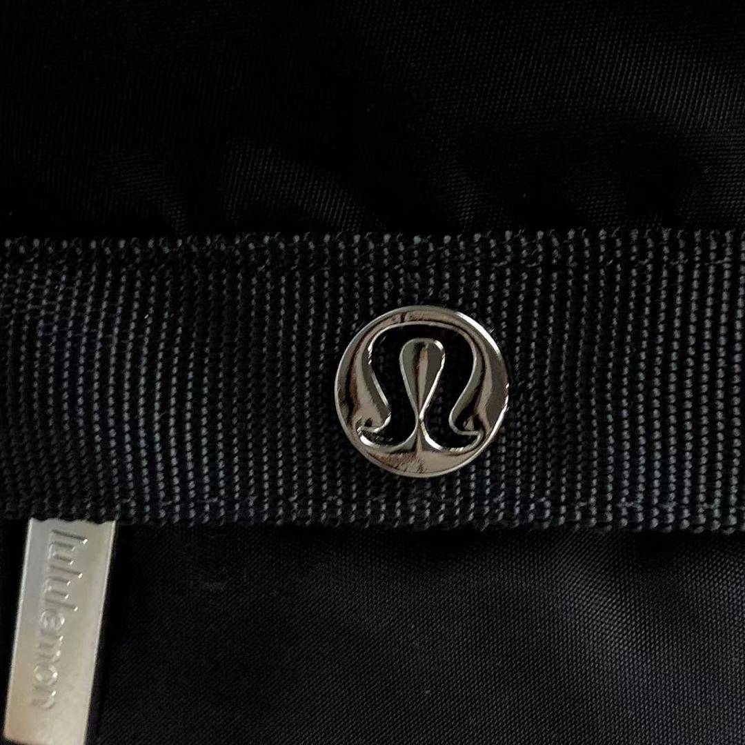 On Running 228 LULULEMON BAG 4105291277 (Long 26CM* Wide 12CM* High 38CM) - Image 16