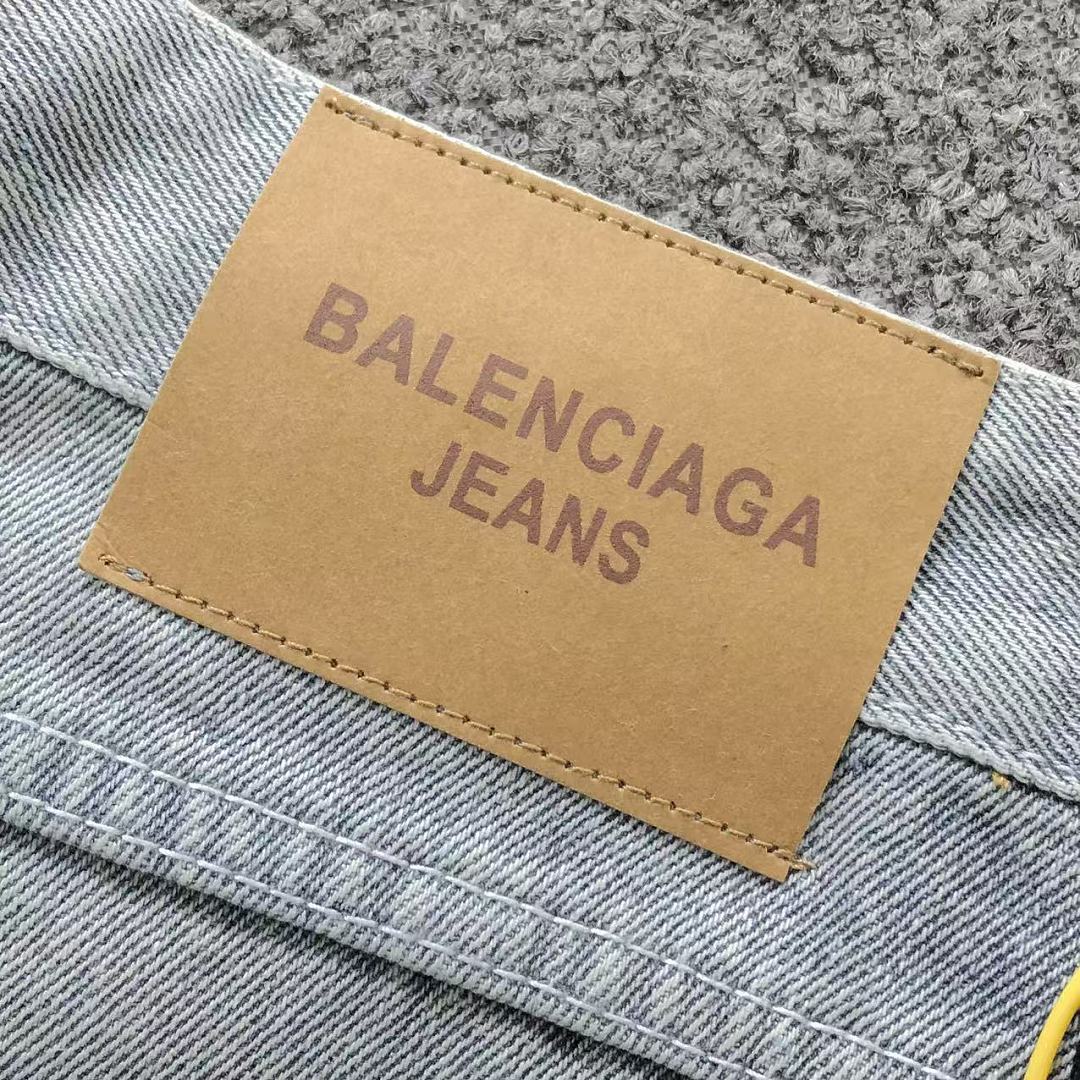Balenciaga 185 B⭐L⭐⭐⭐IA⭐A SHORTS 3207112317 (Im 170Cm 60Kg I Wear Size L In The Phot) - Image 9