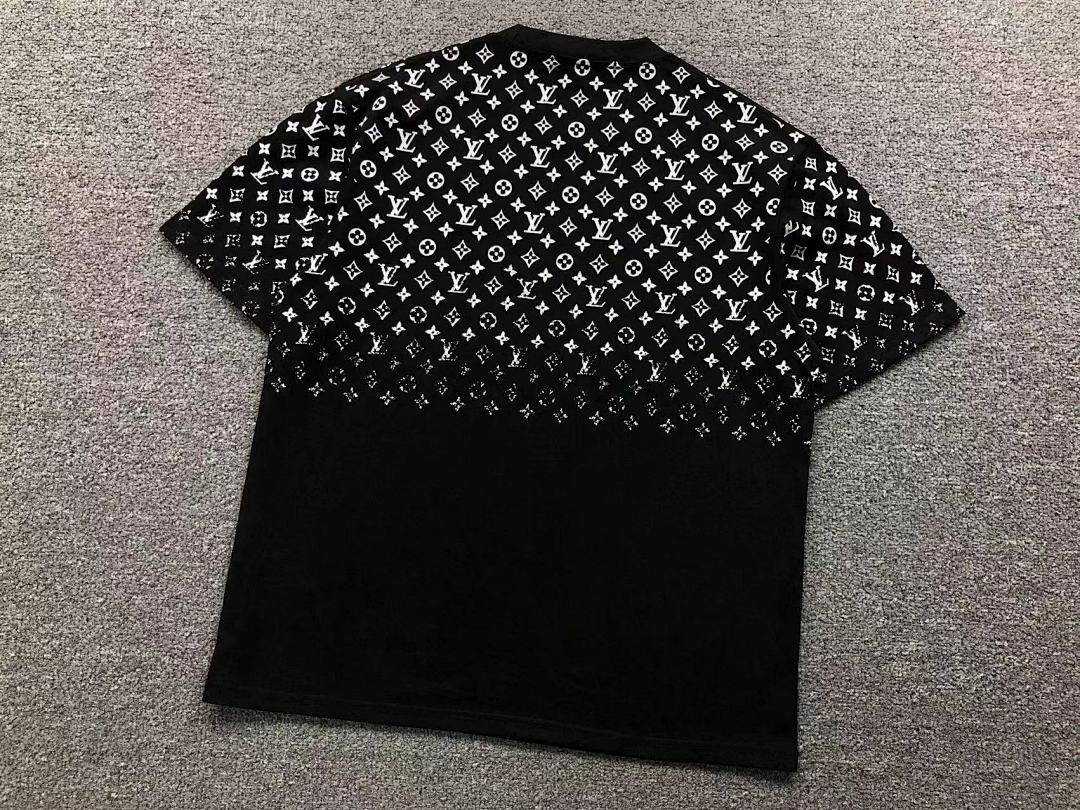 Louis Vuitton 115 L⭐ T-SHIRT 5240704147 (Im 170Cm 60Kg I Wear Size L In The Phot) - Image 13