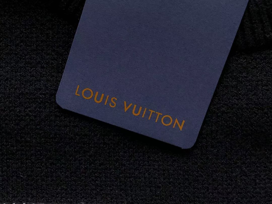 Louis Vuitton 195 L⭐ SWEATER 4112822156 (Im 170Cm 60Kg I Wear Size XS In The Phot) - Image 21