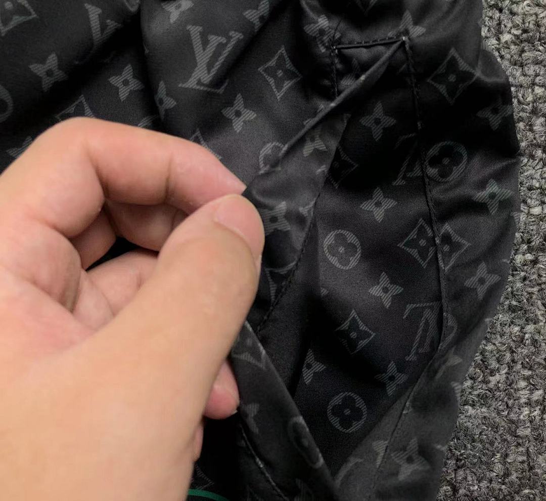 Louis Vuitton 98 L⭐ - Image 12