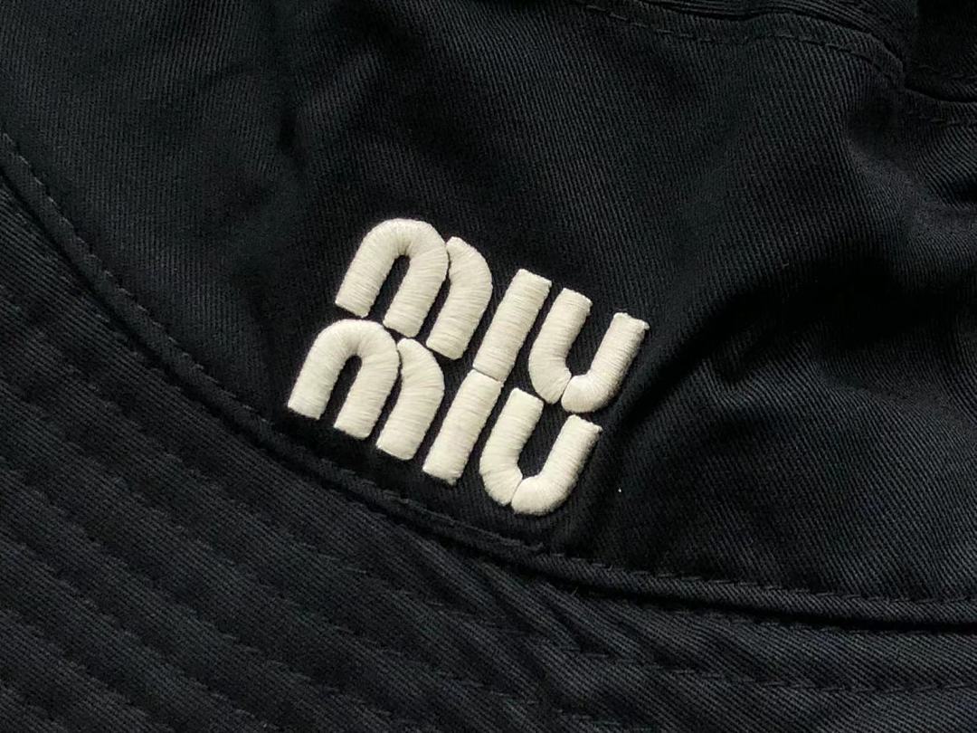 Miu Miu 78 M⭐U - Image 7