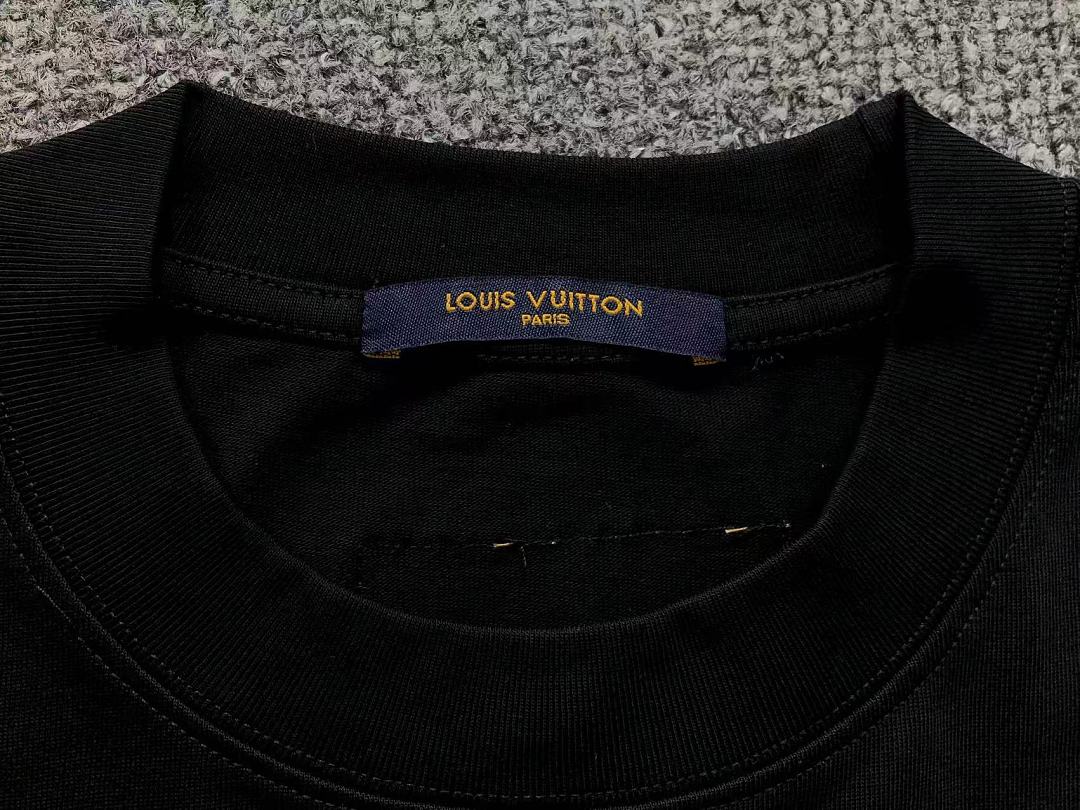 Louis Vuitton 125 L⭐ T-SHIRT 52070405147 (Im 170Cm 60Kg I Wear Size L In The Phot) - Image 21