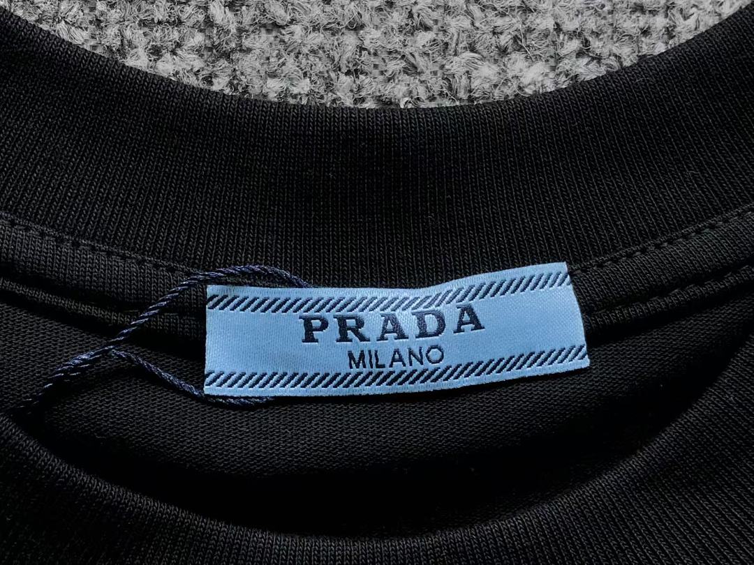 Prada 128 P⭐A⭐A T-SHIRT 3203054621 (Im 170Cm 60Kg I Wear Size S In The Phot) - Image 17