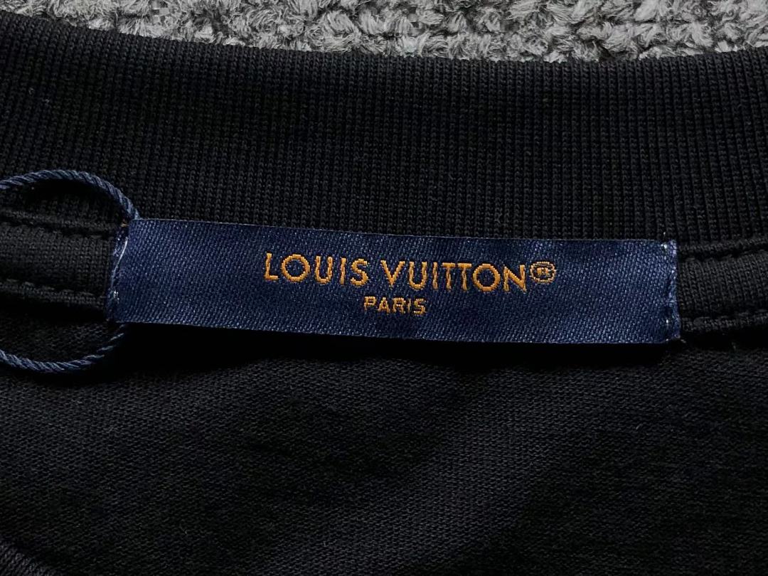 Louis Vuitton 125 L⭐ T-SHIRT 2208022015 (Im 170Cm 60Kg I Wear Size S In The Phot) - Image 20