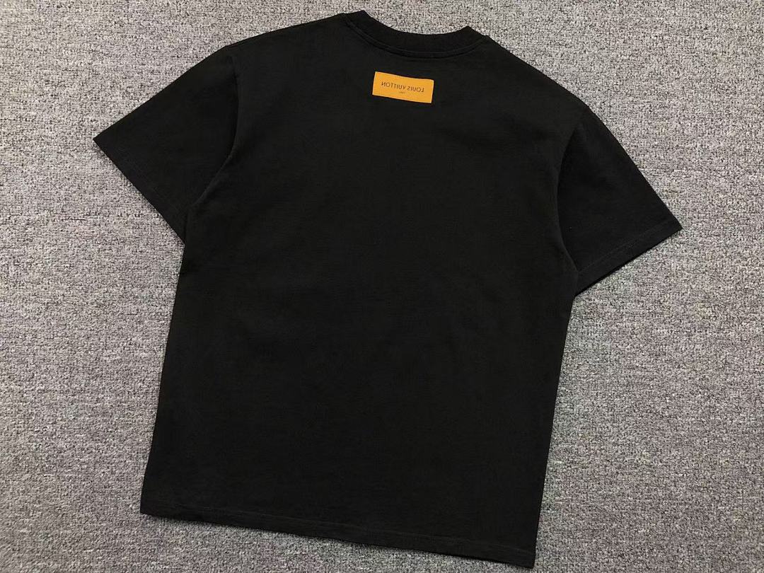 Louis Vuitton 128 L⭐ T-SHIRT 411187121 (Im 170Cm 57Kg I Wear Size M In The Phot) - Image 15