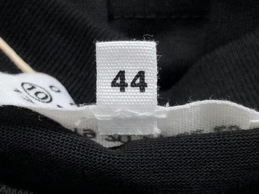 On Running 85 MAISON MARGIELA T-SHIRT 5231244162 (Im 170Cm 60Kg I Wear Size 44 In The Phot) - Image 26