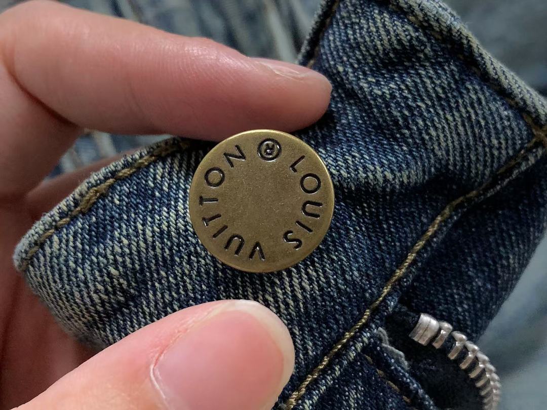 Louis Vuitton 195 L⭐ SHORTS 22061020125 (Im 170Cm 60Kg I Wear Size 31 In The Phot) - Image 19