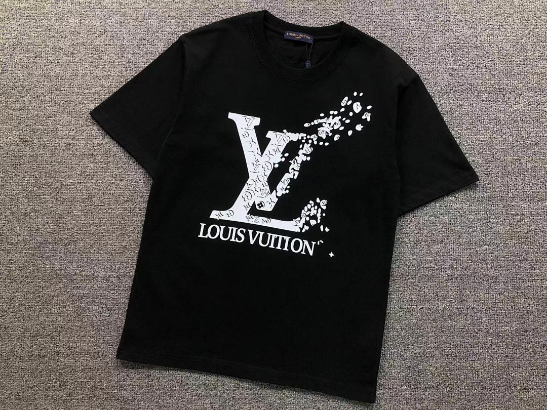 Louis Vuitton 158 L⭐ T-SHIRT 22040361001 (Im 170Cm 60Kg I Wear Size XS In The Phot) - Image 11
