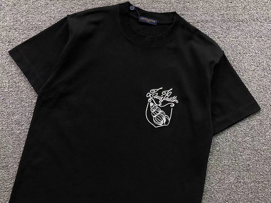 Louis Vuitton 95 L⭐ T-SHIRT 505175581 (Im 170Cm 60Kg I Wear Size M In The Phot) - Image 9