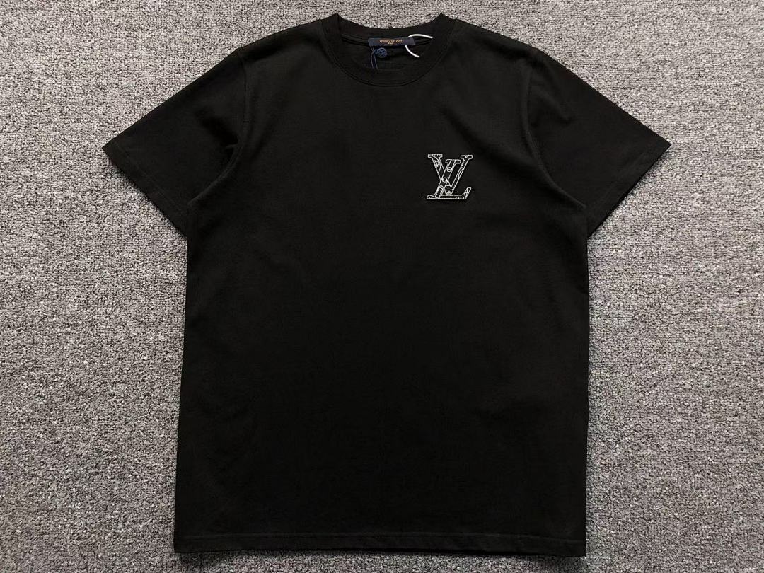 Louis Vuitton 115 L⭐ T-SHIRT 3105120860 (Im 170Cm 60Kg I Wear Size M In The Phot) - Image 11