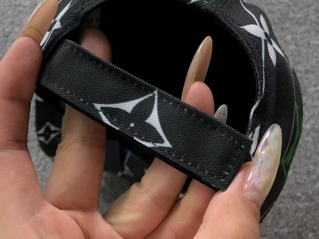 Louis Vuitton 68 L⭐ - Image 26