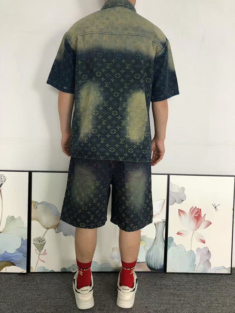 Louis Vuitton SHORTS 208 L⭐ SHIRT 5231910147 (Im 170Cm 60Kg I Wear Size XS In The Phot) - Image 5