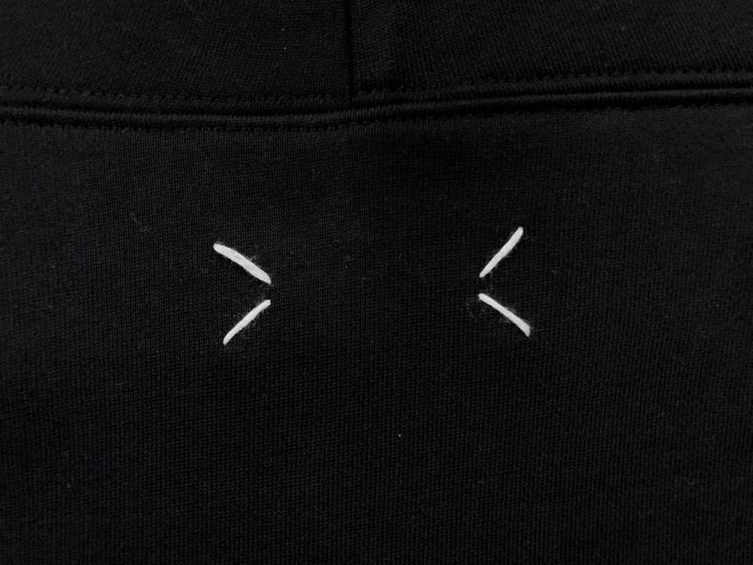On Running 128 MAISON MARGIELA HOODIE 1102070451 (Im 170Cm 55Kg I Wear Size 44 In The Phot) - Image 18