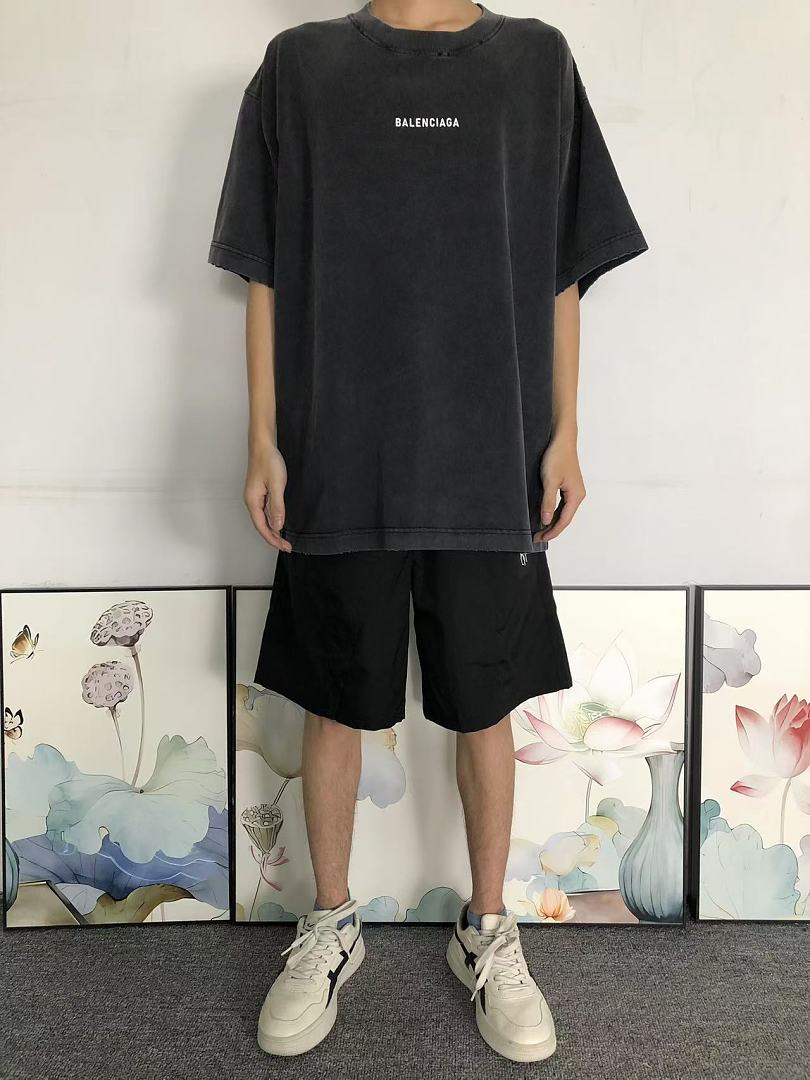 Balenciaga 129 B⭐L⭐⭐⭐IA⭐A T-SHIRT 42061611133 (Im 170Cm 60Kg I Wear Size 2XL In The Phot) - Image 3