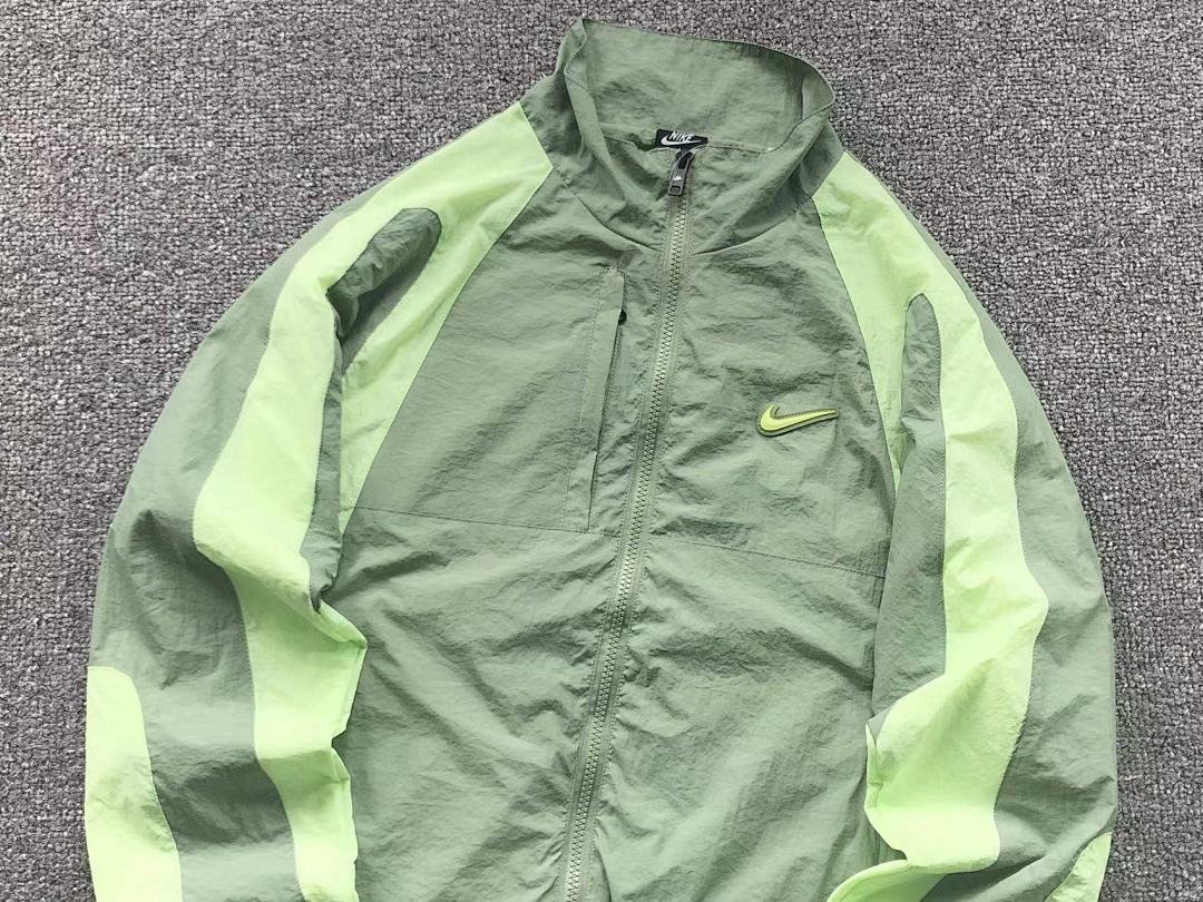Nike 208 N⭐K⭐ NO⭐T⭐ TRENCH COAT - Image 9