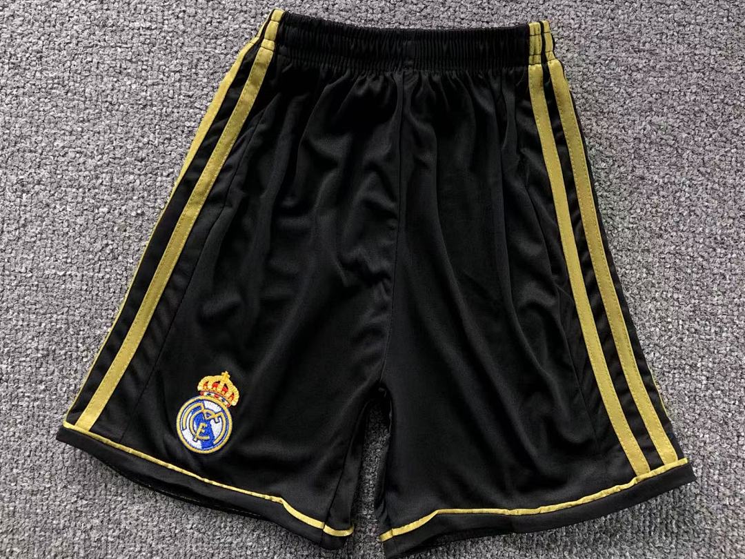 Chanel 95 FOOTBALL T-SHIRT SHORTS - Image 21