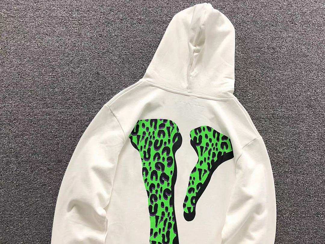 On Running 118 VLONE HOODIE 510112991 (Im 170Cm 60Kg I Wear Size S In The Phot) - Image 17