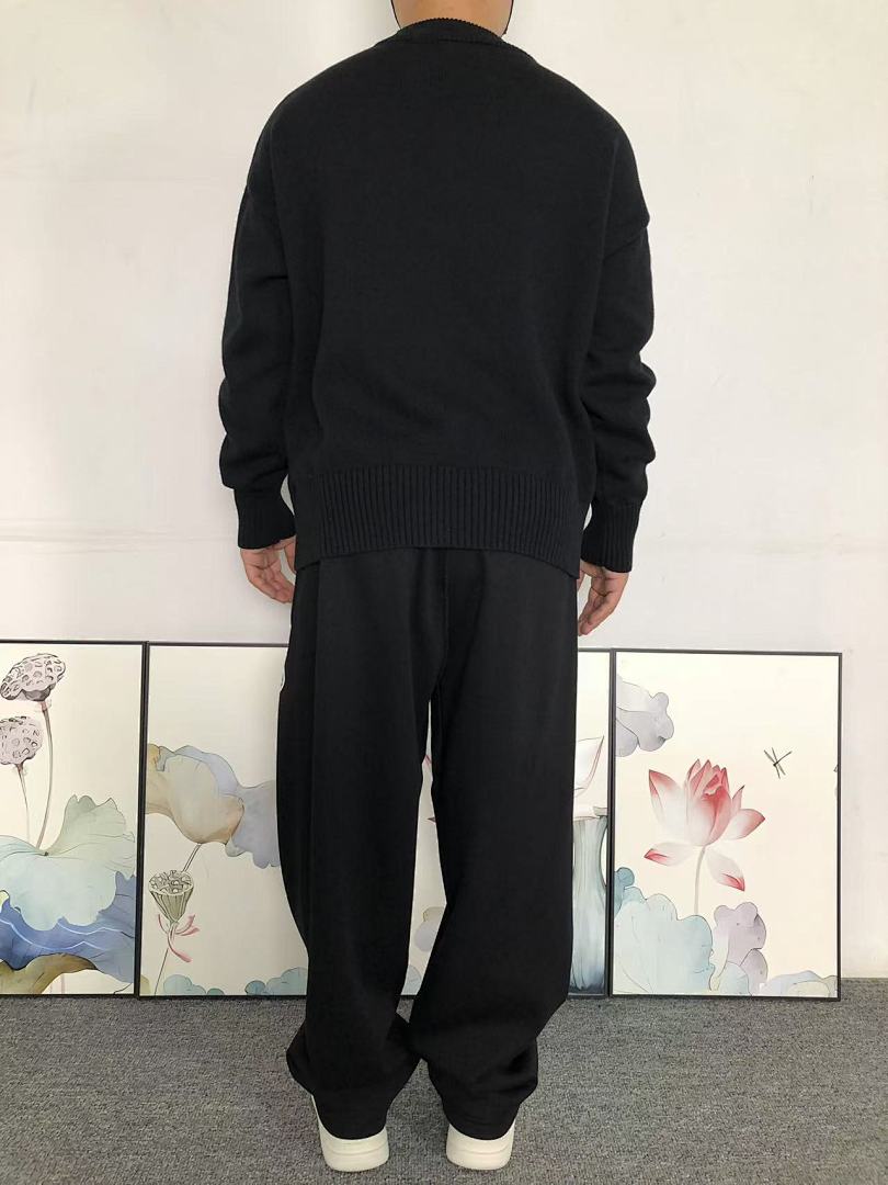 AMI 135 AMI SWEATER 3109300121 (Im 170Cm 60Kg I Wear Size M In The Phot) - Image 4
