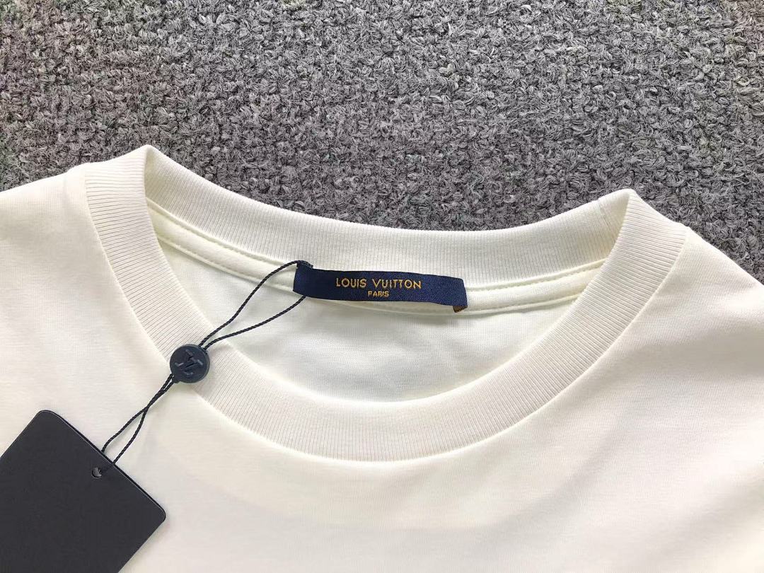 Louis Vuitton 125 L⭐ T-SHIRT 3111030321 (Im 170Cm 60Kg I Wear Size S In The Phot) - Image 11