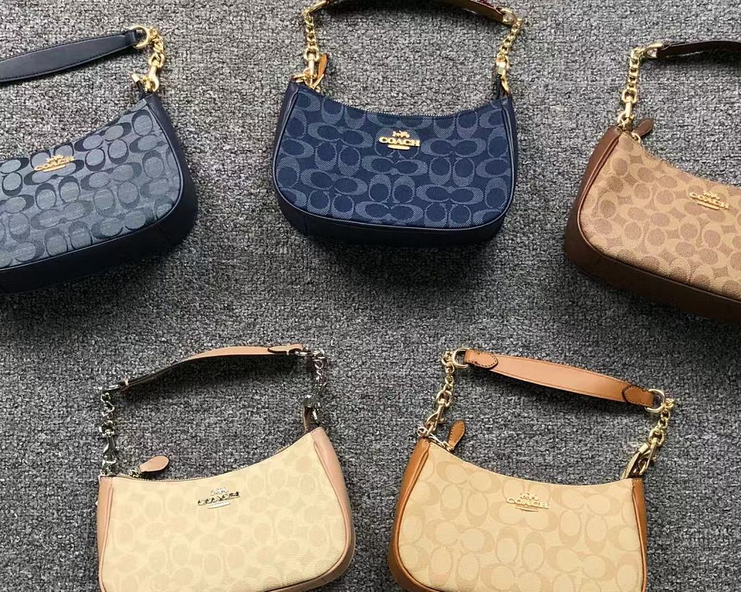 Coach 129 C⭐A⭐H BAG 2206230876 (Long 25CM* Wide 7CM* High 14CM) - Image 4