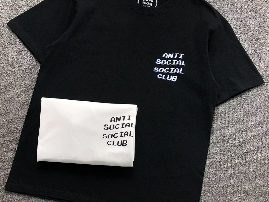 Christian Louboutin 85 ANTI SOCIAL CLUB T-SHIRT 1111190802 (Im 170Cm 60Kg I Wear Size M In The Phot) - Image 17