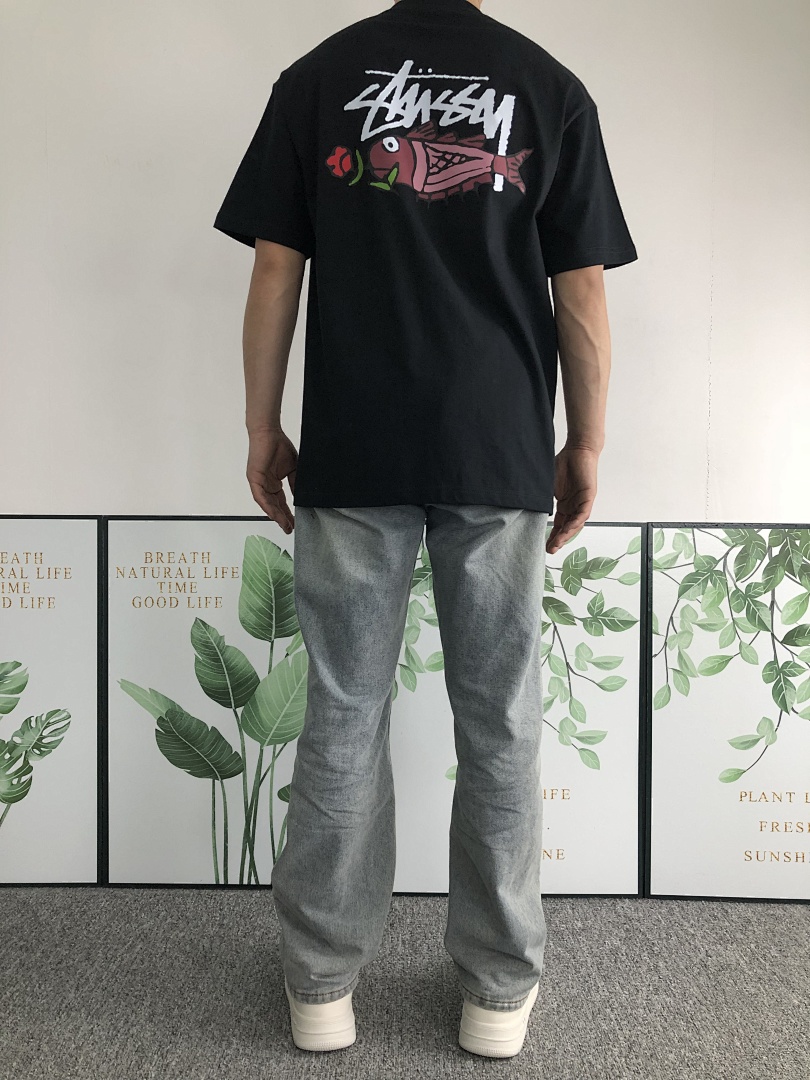 Stussy 108 STUSSY T-SHIRT 211150202 (Im 170Cm 57Kg I Wear Size M In The Phot) - Image 4
