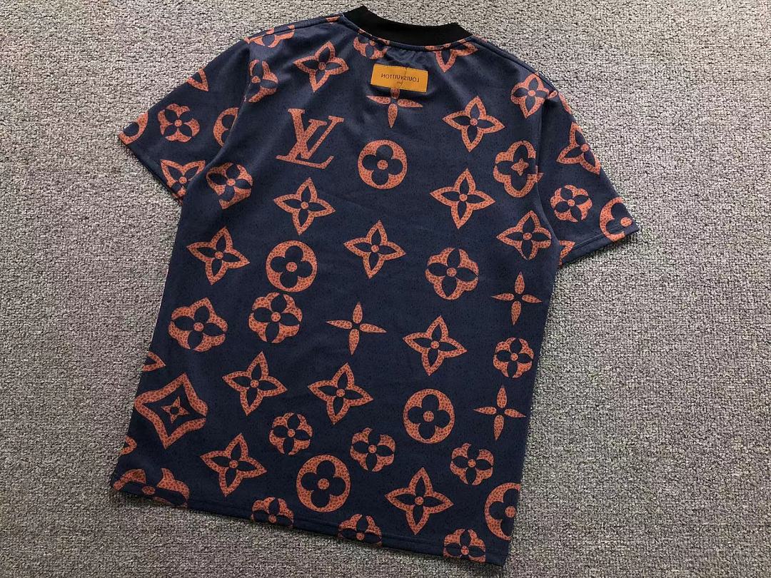 Louis Vuitton SHORTS175 L⭐ T-SHIRT SHORTS 22050509125 (Im 170Cm 60Kg I Wear Size M In The Phot) - Image 14