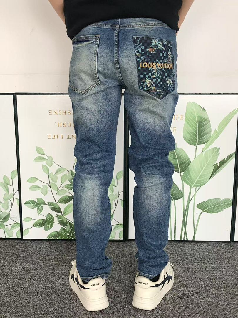 Louis Vuitton 245 L⭐ TROUSERS 3103140405 (Im 170Cm 60Kg I Wear Size 33 In The Phot) - Image 4