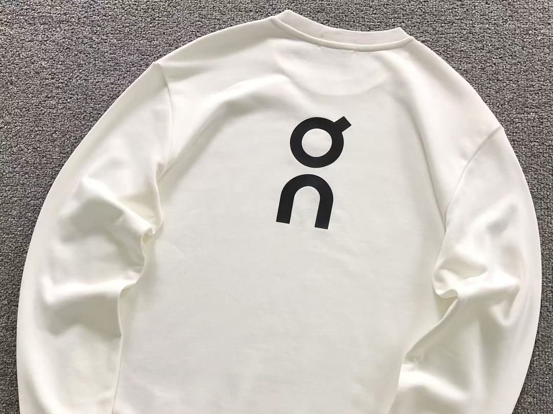 On Running 145 ON HOODIE 2206181904 (Im 170Cm 60Kg I Wear Size L In The Phot) - Image 8
