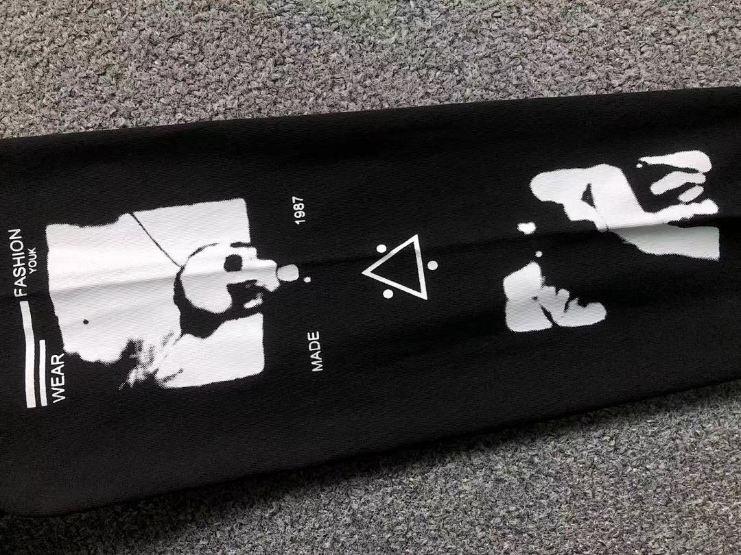 Chanel 98 ENFANTS RICHES DEPRIMES LONG SLEEVED 5211208162 (Im 170Cm 60Kg I Wear Size S In The Phot) - Image 17