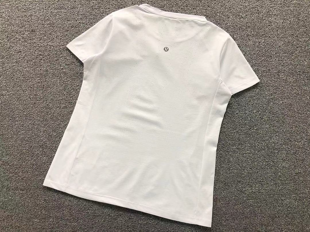 On Running 139 LULULEMON T-SHIRT FEMAIE - Image 6