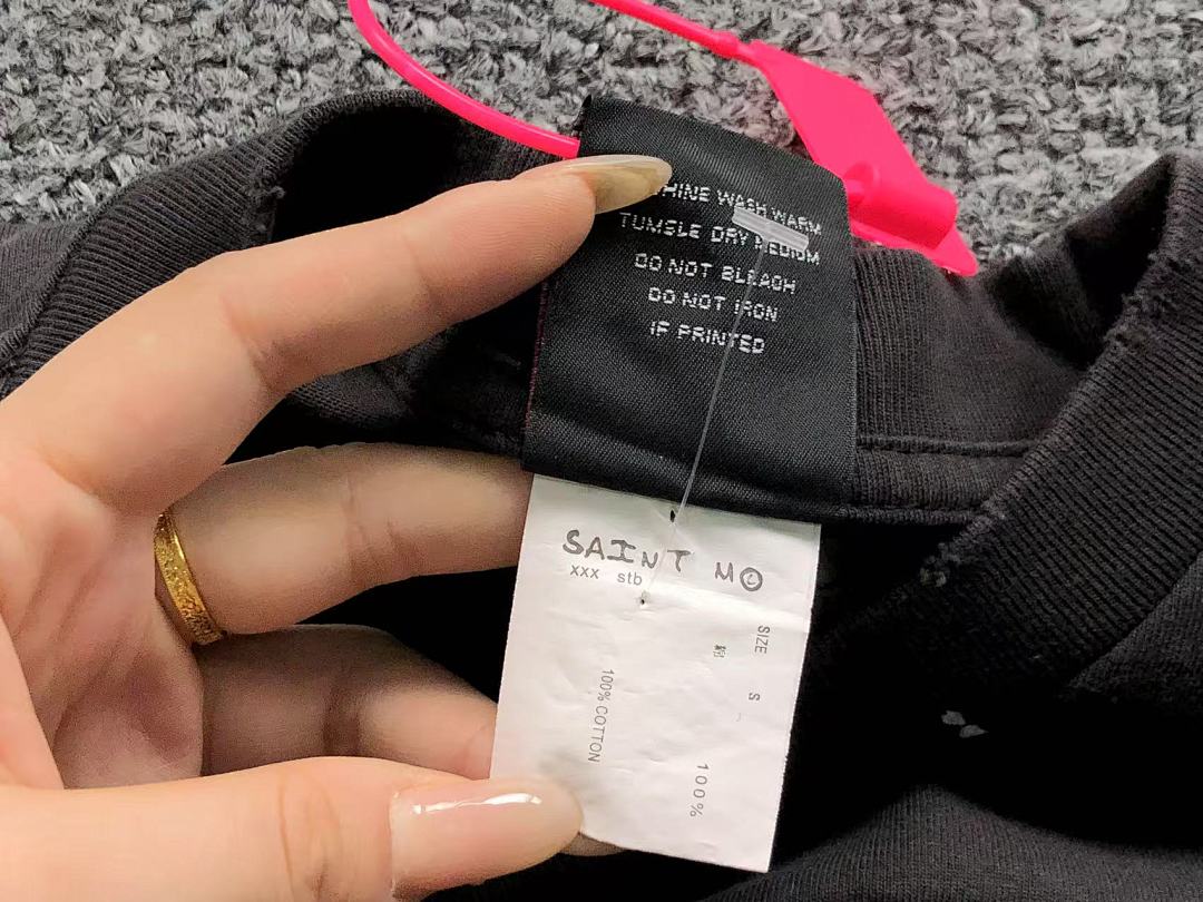 Chanel 138 SAINT MICHAEL LONG SLEEVED 216250917 (Im 170Cm 60Kg I Wear Size S In The Phot) - Image 17
