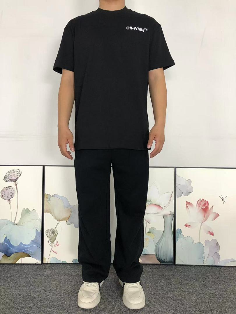 Off-White 108 OFF-WHITE T-SHIRT 5111114147 (Im 170Cm 60Kg I Wear Size M In The Phot) - Image 3