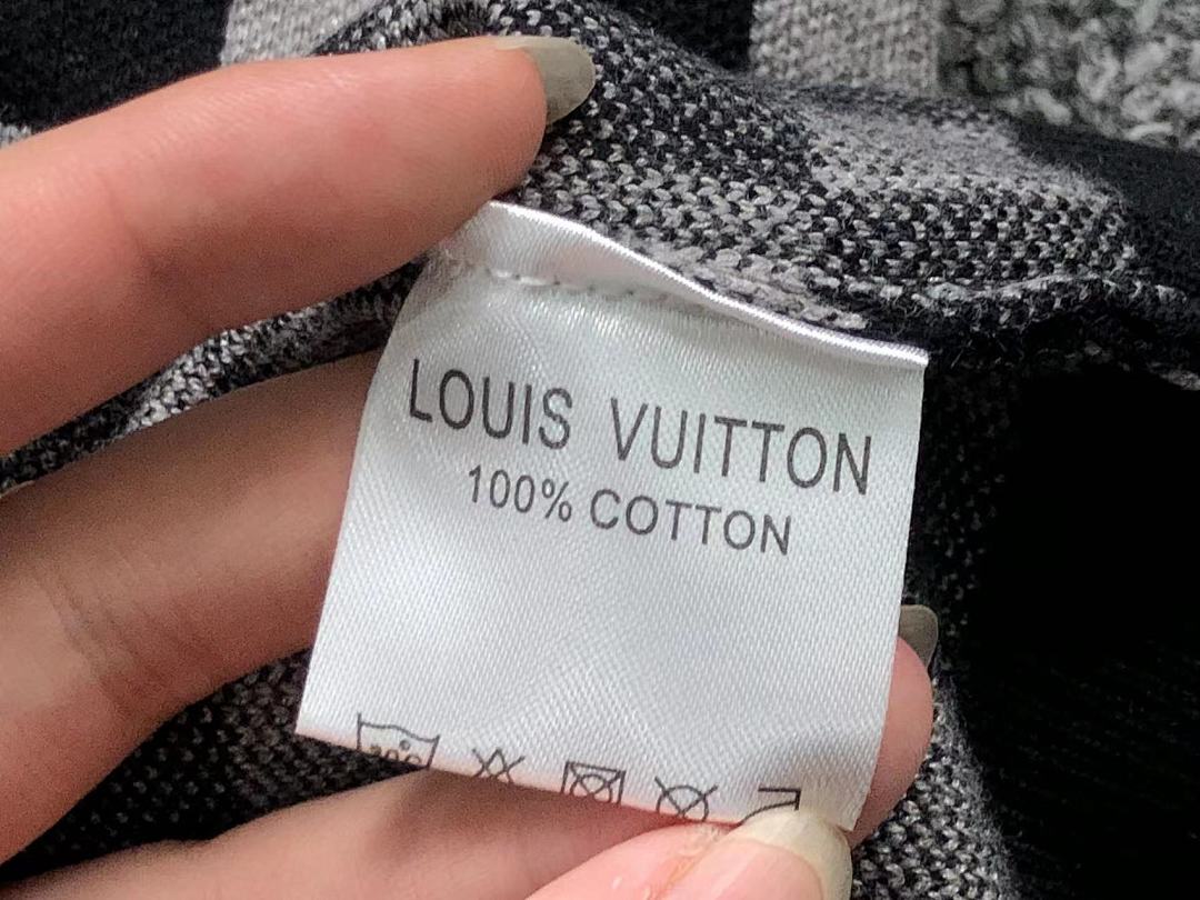 Louis Vuitton 138 L⭐ - Image 14