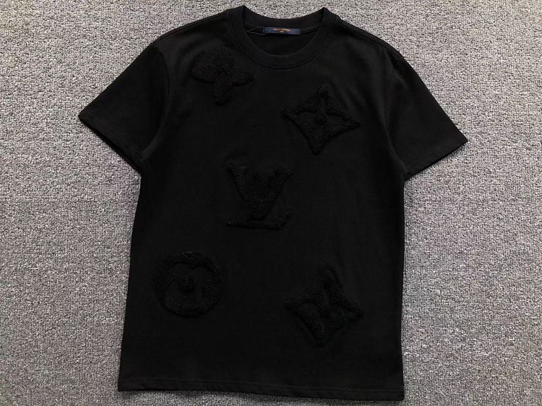 Louis Vuitton 115 L⭐ T-SHIRT 214301315 (Im 170Cm 60Kg I Wear Size S In The Phot) - Image 7
