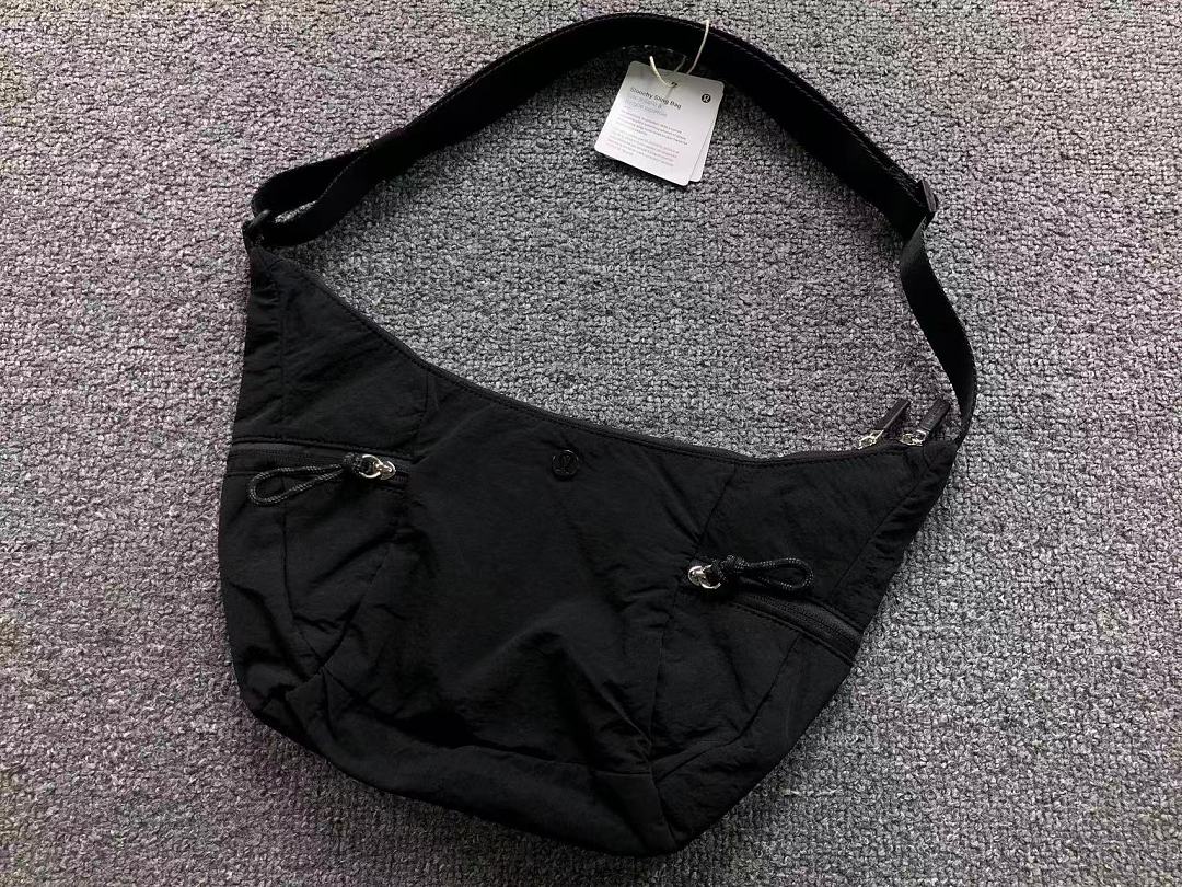 On Running 138 LULULEMON BAG 3205080923 (Long 37CM* Wide 11CM* High 27CM) - Image 5