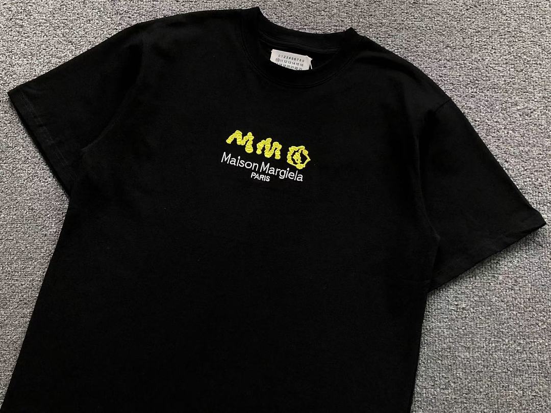 On Running 82 MAISON MARGIELA T-SHIRT 5208270586 (Im 170Cm 60Kg I Wear Size 46 In The Phot) - Image 11
